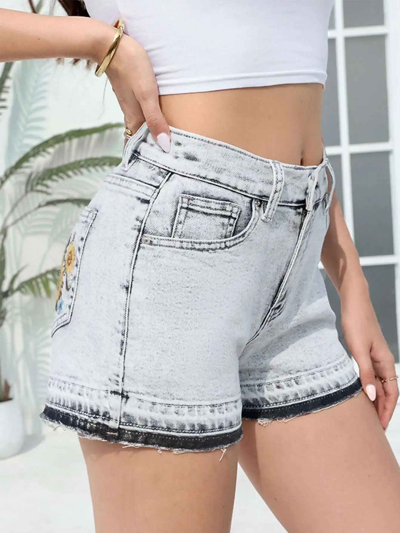 Vintage Embroidery Pockets Zipper Fly Casual Jean Booty Shorts - Image 7